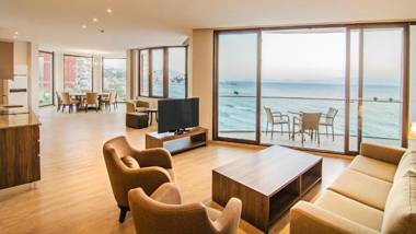 LADIES BEACH RESIDENCE FAMILY SUITES