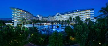 Crystal Admiral Resort Suites & Spa - Ultimate All Inclusive