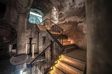 Sarnic Hotel & Sarnic Premier Hotel(Ottoman Mansion)