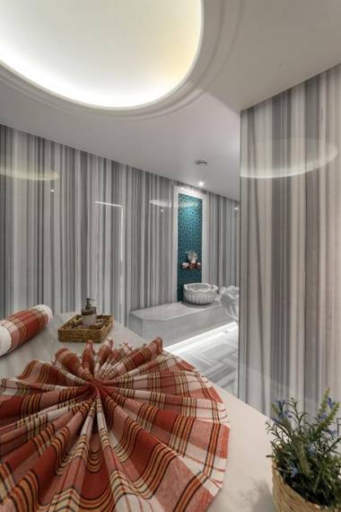 The Hotel Beyaz Saray & Spa