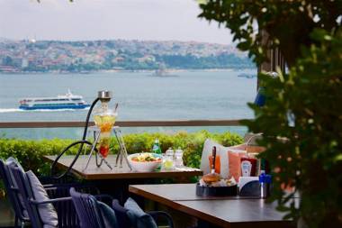 Zimmer Bosphorus Hotel