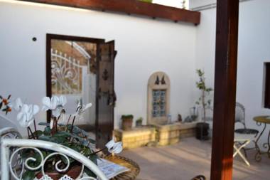 Beyaz Ev Agva - Adult only +15