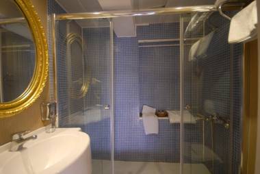 Osmanbey Fatih Hotel