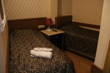 Grand Peninsula Hotel