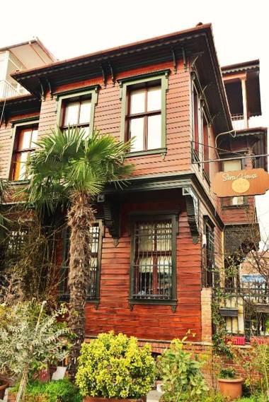 Ottoman Suites by Sera House