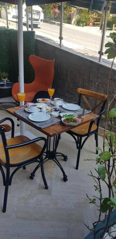 The Place Suites by Cey