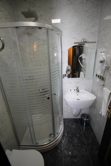 Laleli Blue Marmaray Hotel