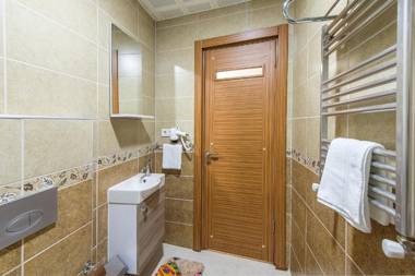 Green Life Apart Hotel