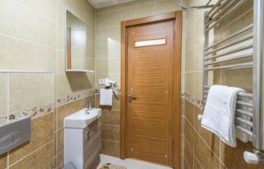 Green Life Apart Hotel