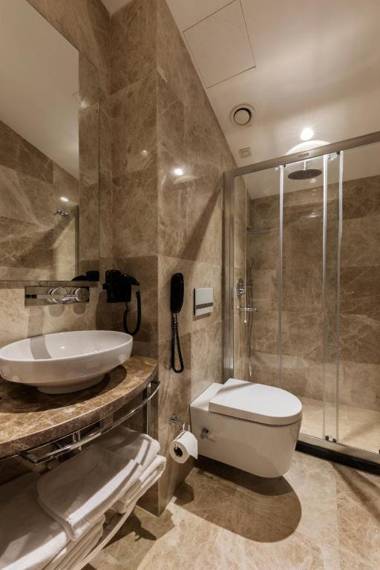 Endless Art Hotel-Special Category