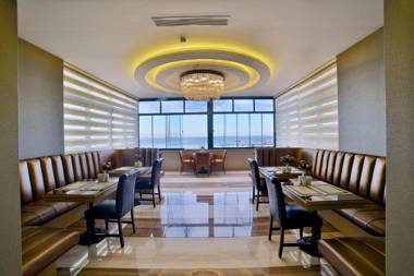 Beethoven Hotel & Suite