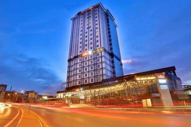 TRYP by Wyndham Istanbul Basın Ekspres