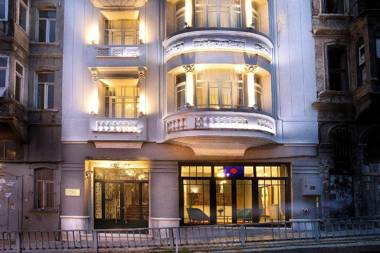Lina Hotel Taksim Pera former walton hotel