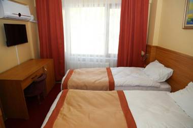 İHVA HOTEL PİERRELOTİ