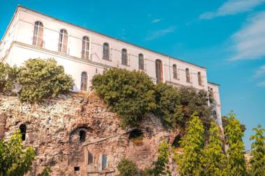 Gulliver Mansion Hotel