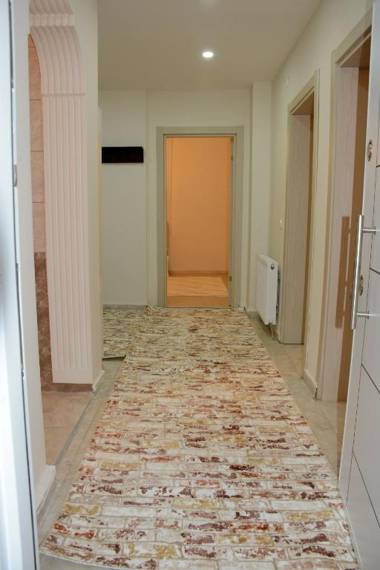 Şar Apartment Suites