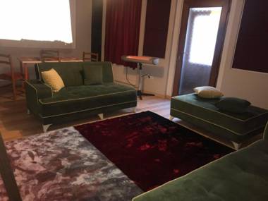 luxurysafe and Comfortable apartment-rose travel