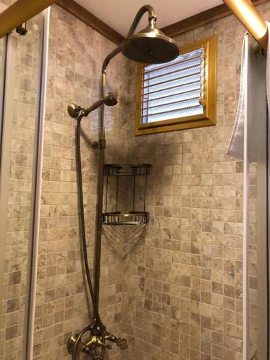 Enderun by Otantik Suites