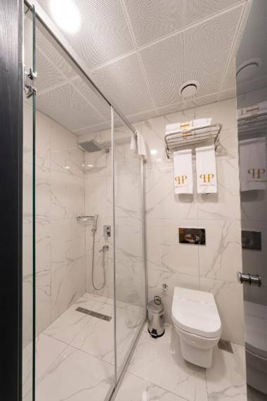 Ferman Port Hotel - Special Category