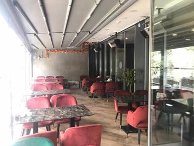 Hotel Boursier 2 & Spa