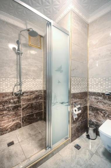 Mitra Downtown Hotel & Suites