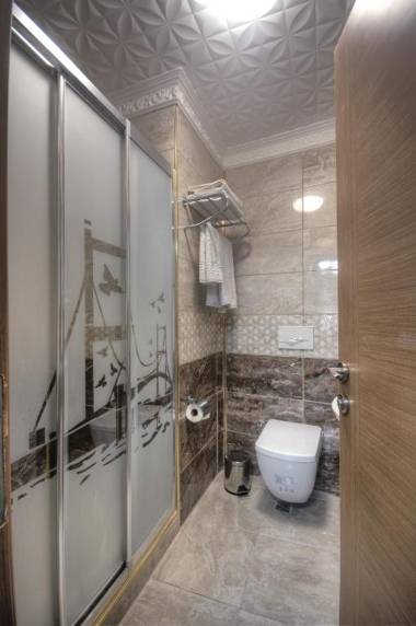 Mitra Downtown Hotel & Suites