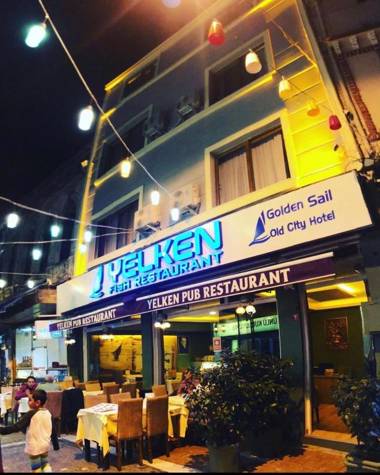 Golden Sail Hotel Old City