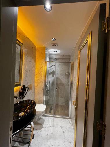 Taksim La Marino Hotel