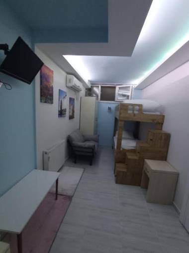 ARMİS HOSTEL
