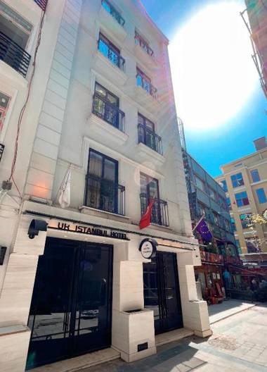 UK HOTEL İSTANBUL