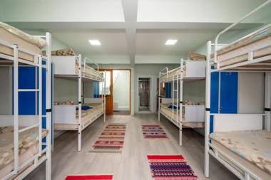 XALİLA HOSTEL & CAFE LADİES ROOM