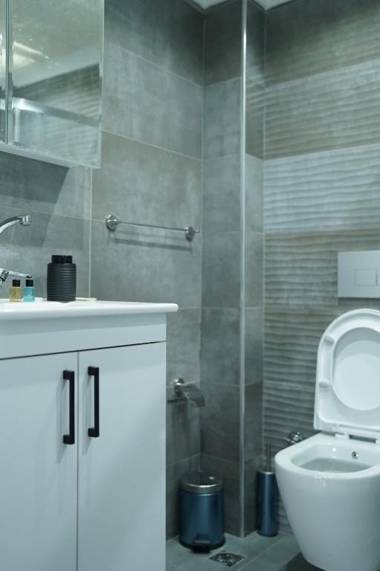 Middle Village Suite Hotel