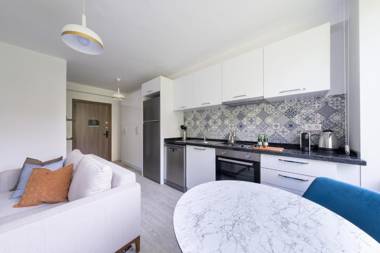 Stella Stays Dynamic 1 BDR Etiler