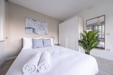 Stella Stays Comfortable 1 BDR Etiler