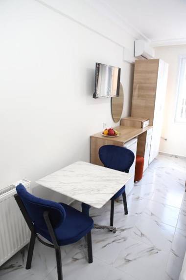 LAOS OTEL & APARTMENT