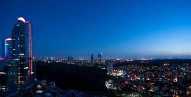 Deluxe Apartment with Shared Pool and Refreshing View in Maslak