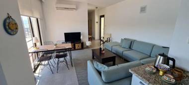 Amazing Flat w/ Shared Pool near Beach in Milas