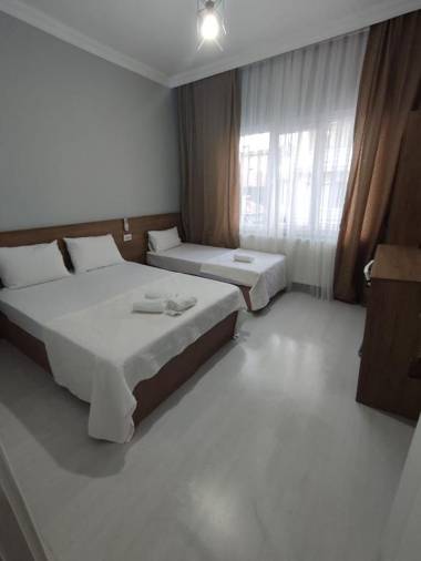 Karhal Hotel