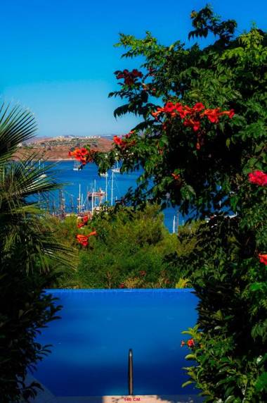 Manastir Hotel & Suites