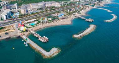 Long Beach Resort & Spa Deluxe - Ultra All Inclusive