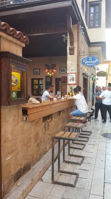 Cicerone Lodge Hotel