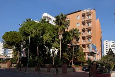 Lara Dinc Hotel