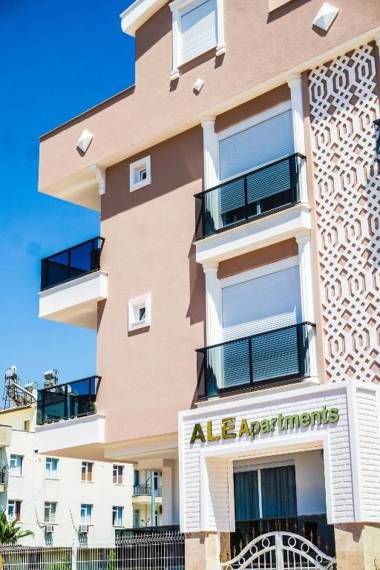 Ale Apartments Hotel