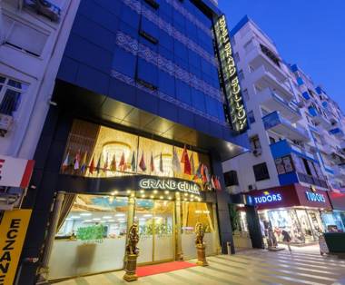 Grand Gulluk Hotel & Spa