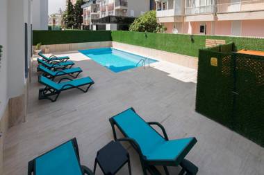 Pure Blanche Hotel