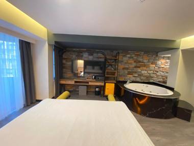 AFFLON HOTELS LOFT CITY