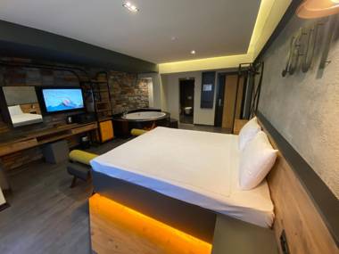 AFFLON HOTELS LOFT CITY