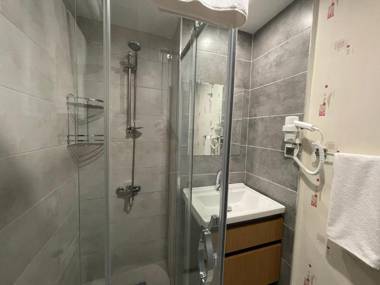 OPERA Boutique Hotel