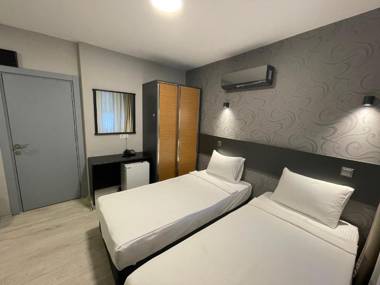 OPERA Boutique Hotel