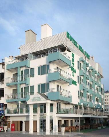 Sea Side Hotel